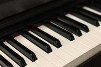 Home Piano Tutor Video Thumb 1